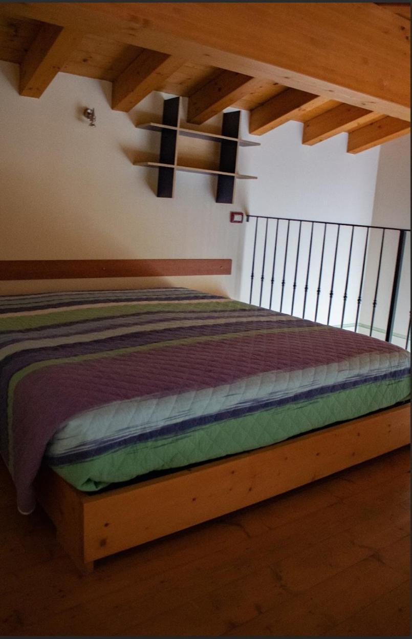 דירות Moniga del Garda Casale El Galet מראה חיצוני תמונה