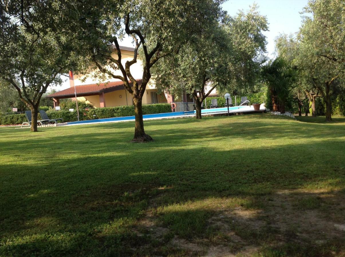 דירות Moniga del Garda Casale El Galet מראה חיצוני תמונה